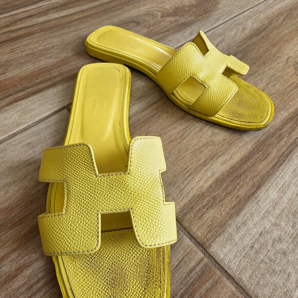 Hermes Oran Yellow Leather H Sandals Eur. 37 - Picture 4 of 14